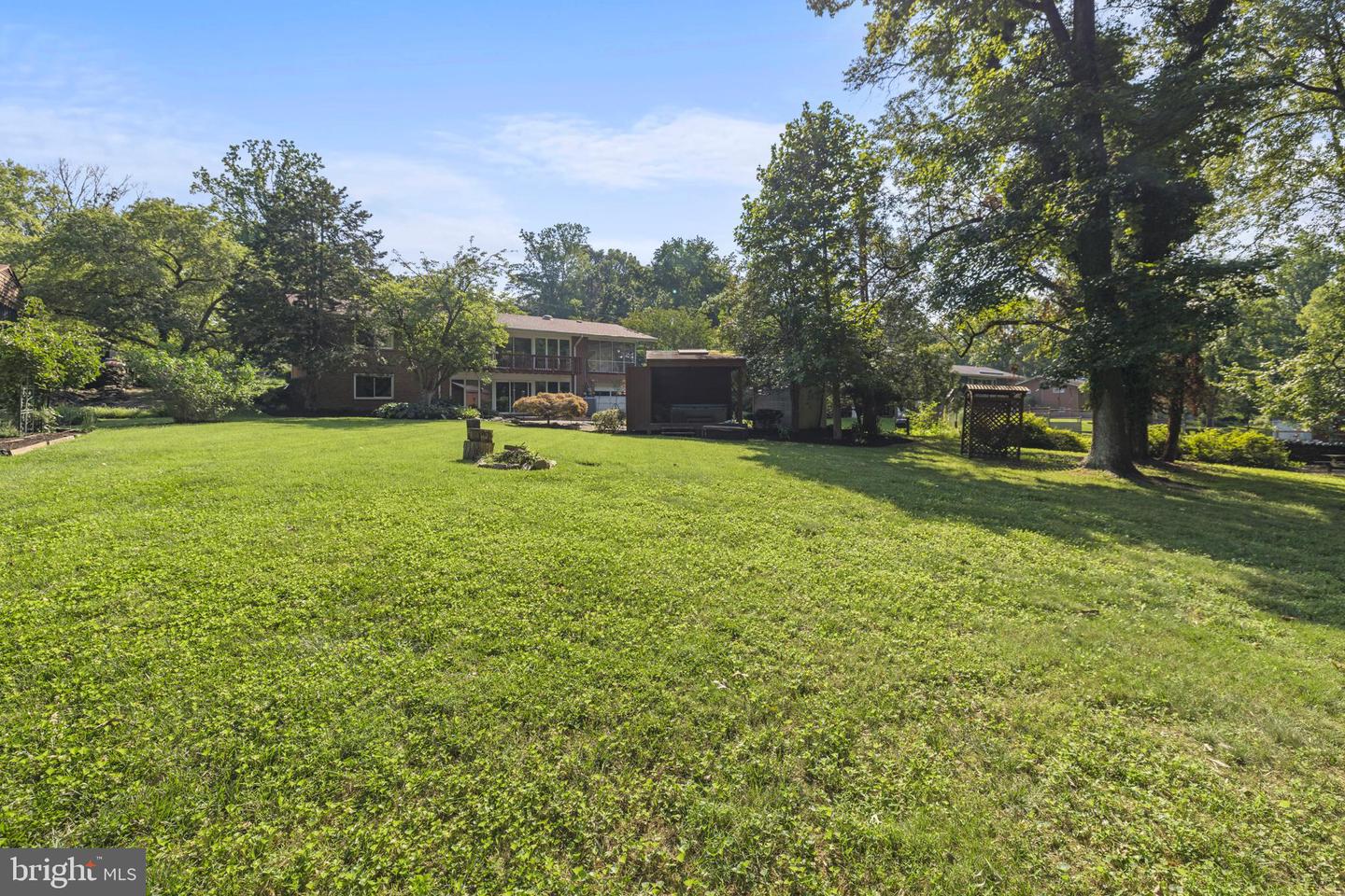 4812 RANDOLPH DR, ANNANDALE, Virginia 22003, 4 Bedrooms Bedrooms, ,3 BathroomsBathrooms,Residential,For sale,4812 RANDOLPH DR,VAFX2225422 MLS # VAFX2225422