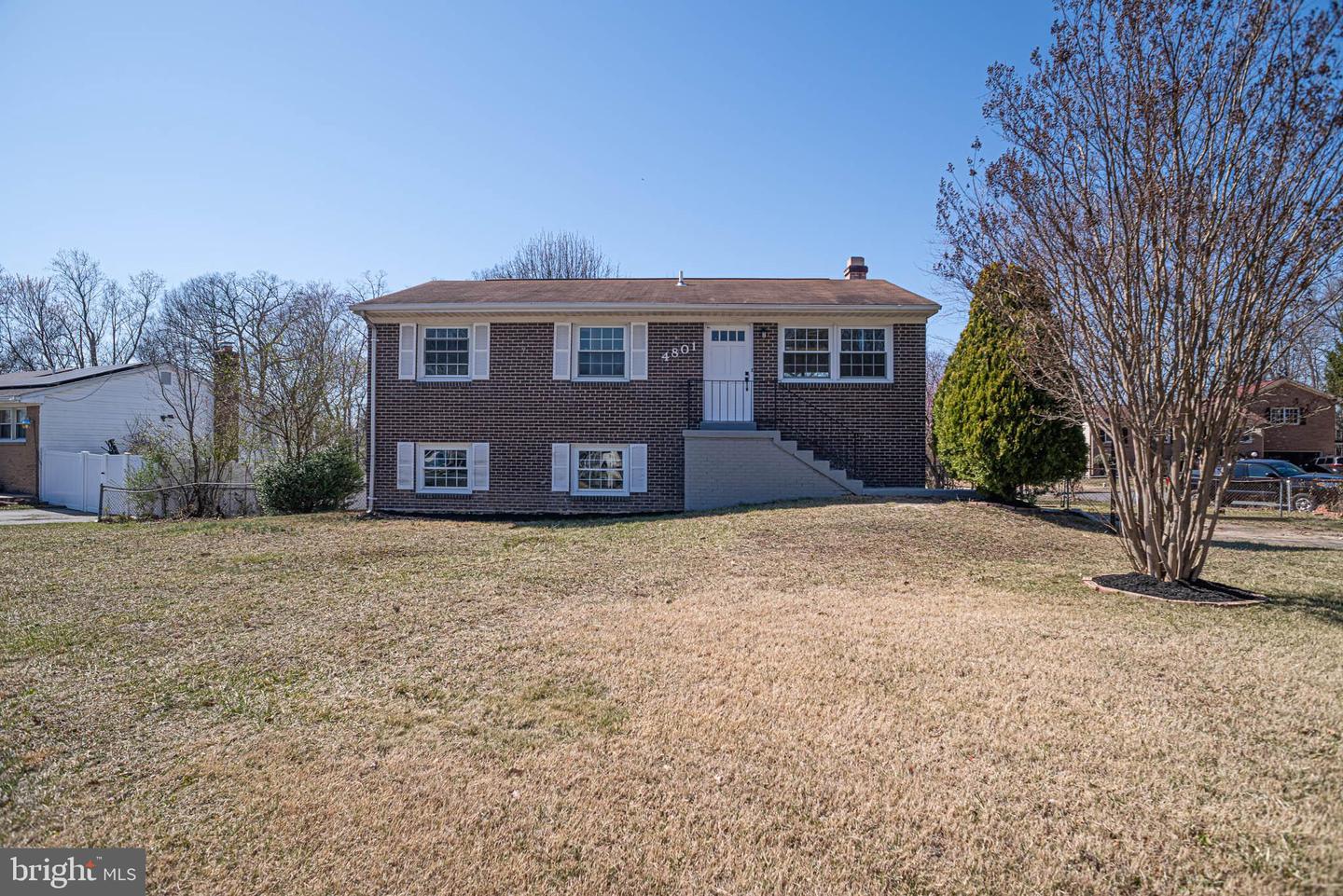 4801 KENTWOOD LN, WOODBRIDGE, Virginia 22193, 6 Bedrooms Bedrooms, 5 Rooms Rooms,2 BathroomsBathrooms,Residential,For sale,4801 KENTWOOD LN,VAPW2089142 MLS # VAPW2089142