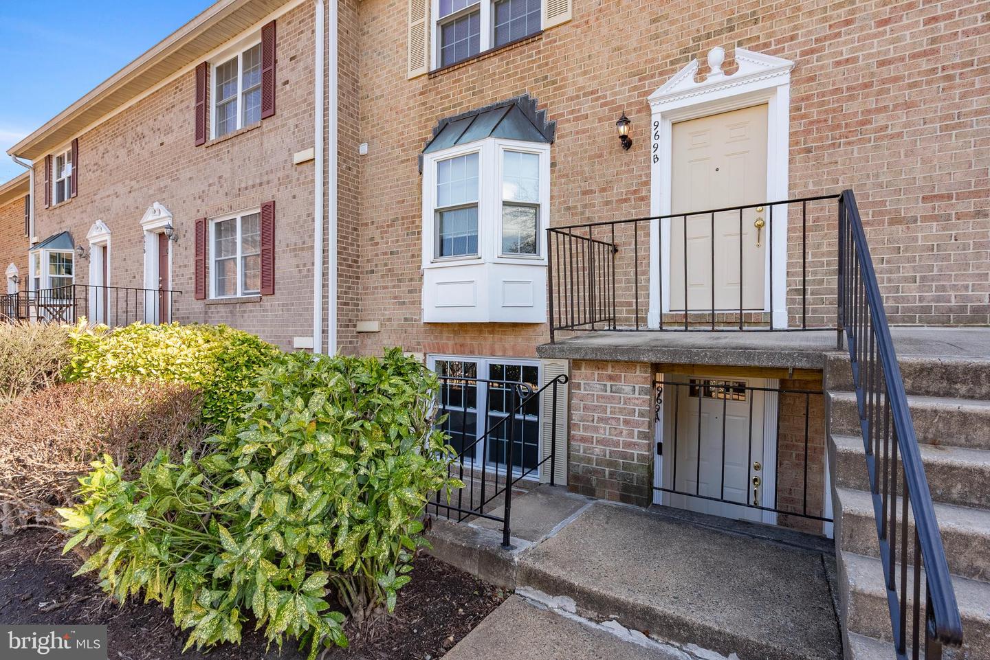 969 S ROLFE ST #1, ARLINGTON, Virginia 22204, 3 Bedrooms Bedrooms, ,2 BathroomsBathrooms,Residential,For sale,969 S ROLFE ST #1,VAAR2054310 MLS # VAAR2054310