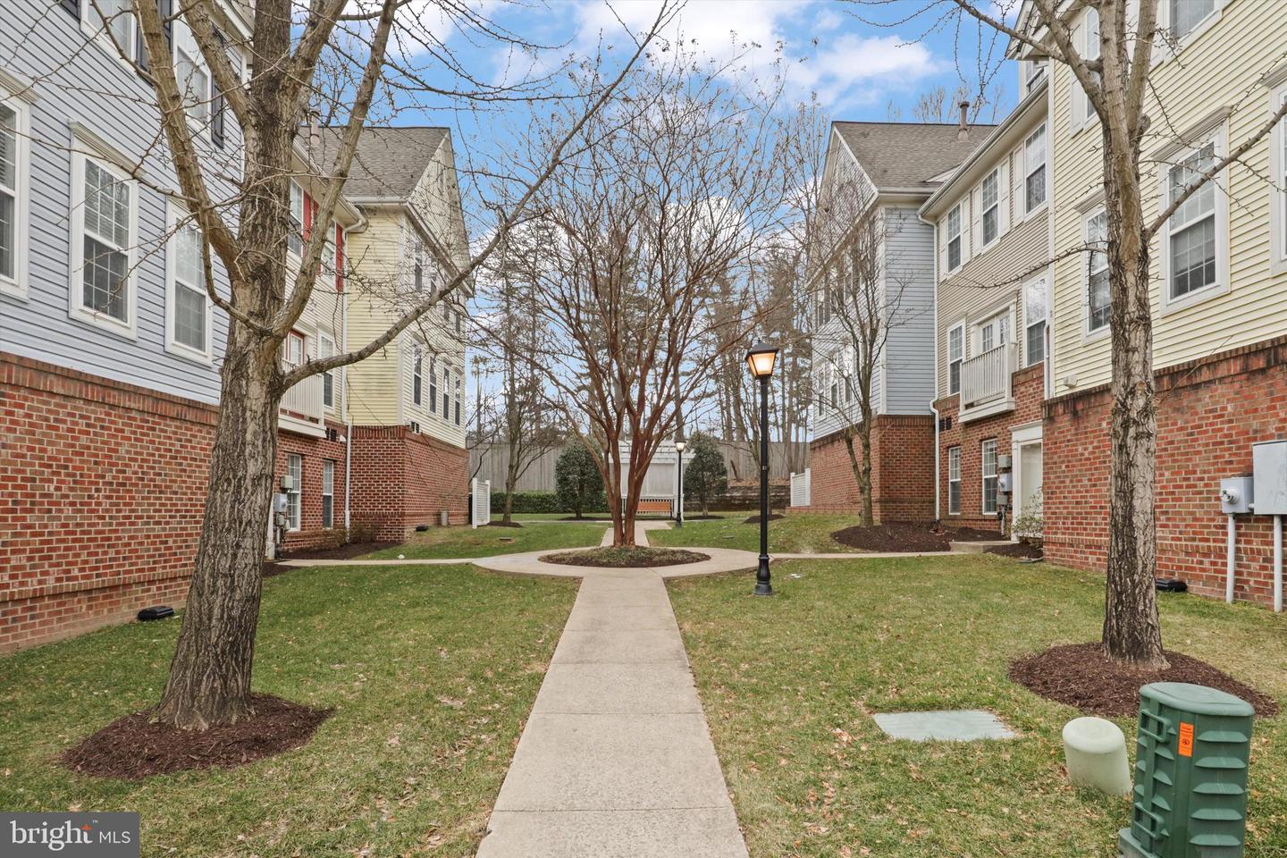 8065 NICOSH CIRCLE LN #55, FALLS CHURCH, Virginia 22042, 3 Bedrooms Bedrooms, ,3 BathroomsBathrooms,Residential,For sale,8065 NICOSH CIRCLE LN #55,VAFX2226400 MLS # VAFX2226400