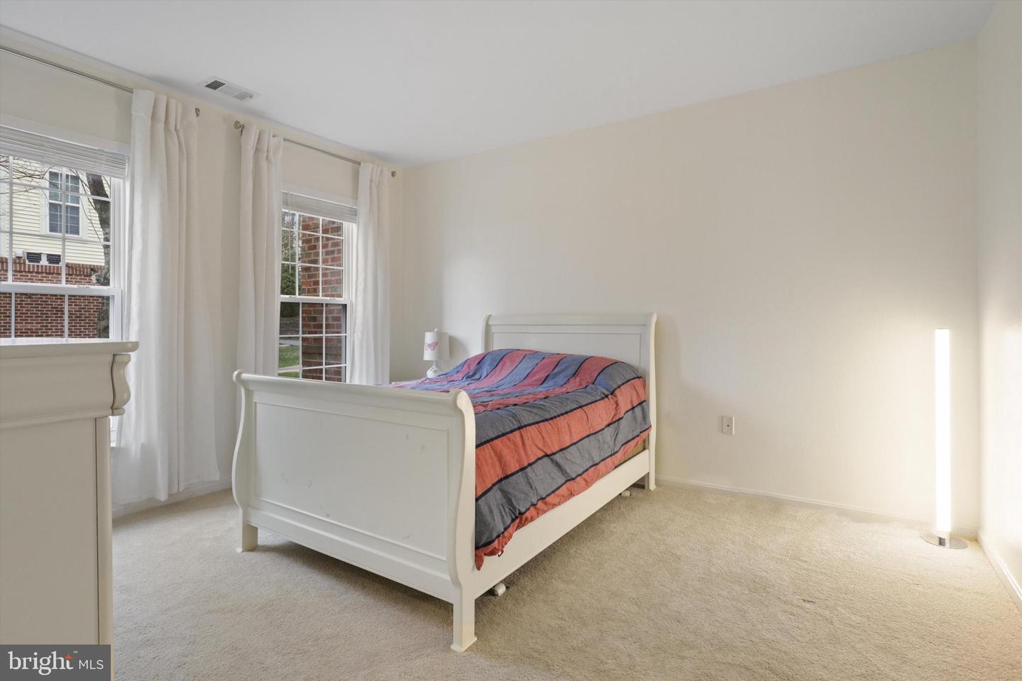 8065 NICOSH CIRCLE LN #55, FALLS CHURCH, Virginia 22042, 3 Bedrooms Bedrooms, ,3 BathroomsBathrooms,Residential,For sale,8065 NICOSH CIRCLE LN #55,VAFX2226400 MLS # VAFX2226400