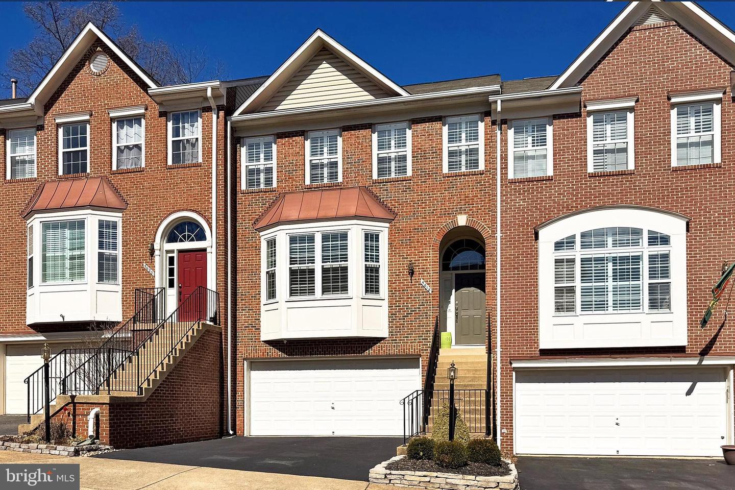 5618 GOVERNORS POND CIR, ALEXANDRIA, Virginia 22310, 3 Bedrooms Bedrooms, ,2 BathroomsBathrooms,Residential,For sale,5618 GOVERNORS POND CIR,VAFX2226496 MLS # VAFX2226496