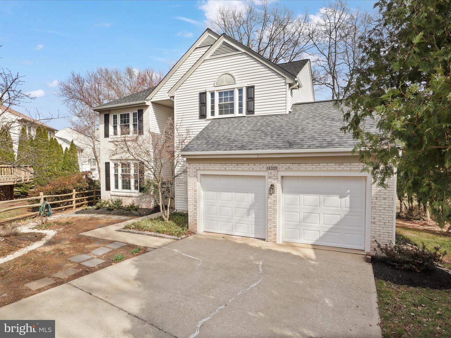 14323 BROOKMERE DR, CENTREVILLE, Virginia 20120, 5 Bedrooms Bedrooms, ,3 BathroomsBathrooms,Residential,For sale,14323 BROOKMERE DR,VAFX2226638 MLS # VAFX2226638