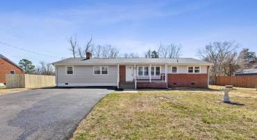 10 LITTLE ST, FREDERICKSBURG, Virginia 22405, 4 Bedrooms Bedrooms, ,2 BathroomsBathrooms,Residential,For sale,10 LITTLE ST,VAST2036676 MLS # VAST2036676