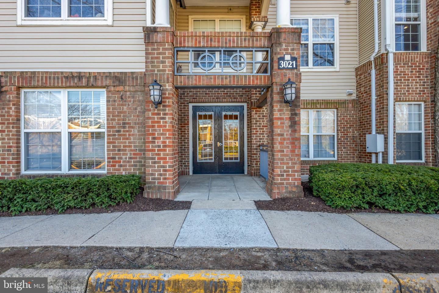 3021 NICOSH CIR #1303, FALLS CHURCH, Virginia 22042, 1 Bedroom Bedrooms, ,1 BathroomBathrooms,Residential,For sale,3021 NICOSH CIR #1303,VAFX2226730 MLS # VAFX2226730