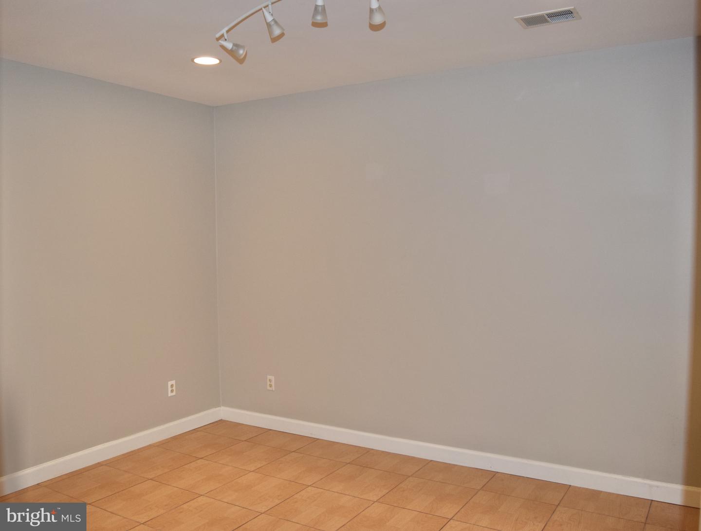 7021 REGIONAL INLET DR, FORT BELVOIR, Virginia 22060, 4 Bedrooms Bedrooms, ,5 BathroomsBathrooms,Residential,For sale,7021 REGIONAL INLET DR,VAFX2226736 MLS # VAFX2226736