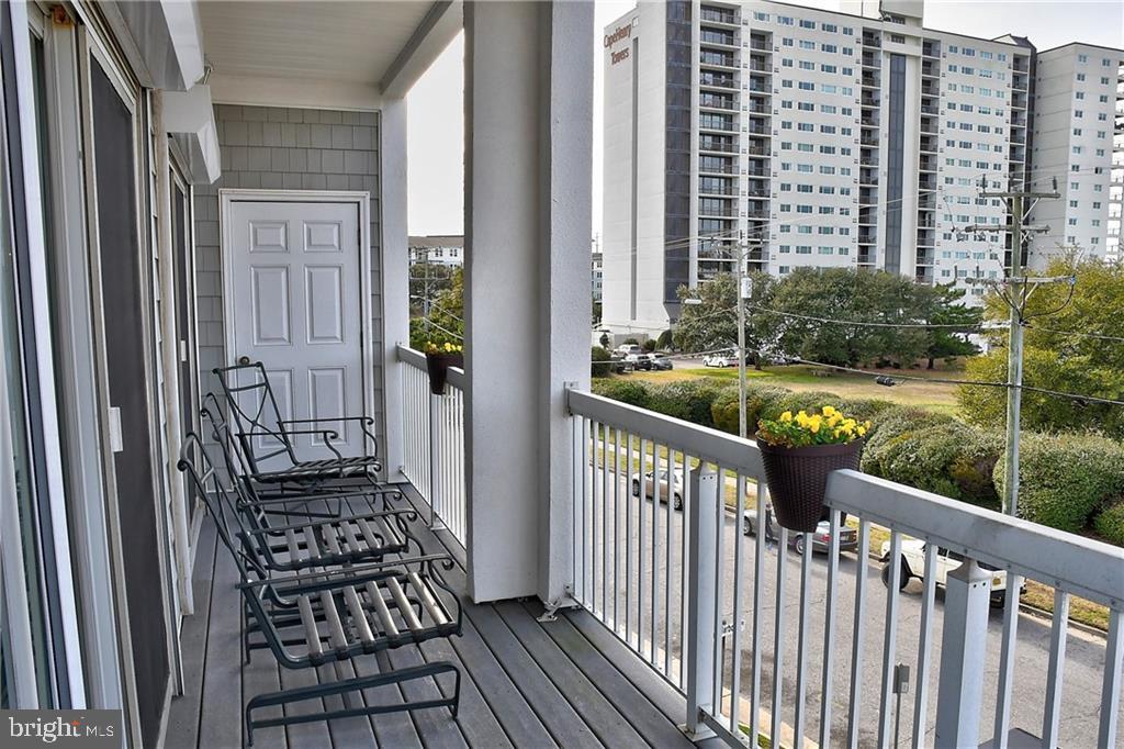 2300 PAGE HARBOR LANDING AVE #202, VIRGINIA BEACH, Virginia 23451, 3 Bedrooms Bedrooms, ,2 BathroomsBathrooms,Residential,For sale,2300 PAGE HARBOR LANDING AVE #202,VAVB2000560 MLS # VAVB2000560