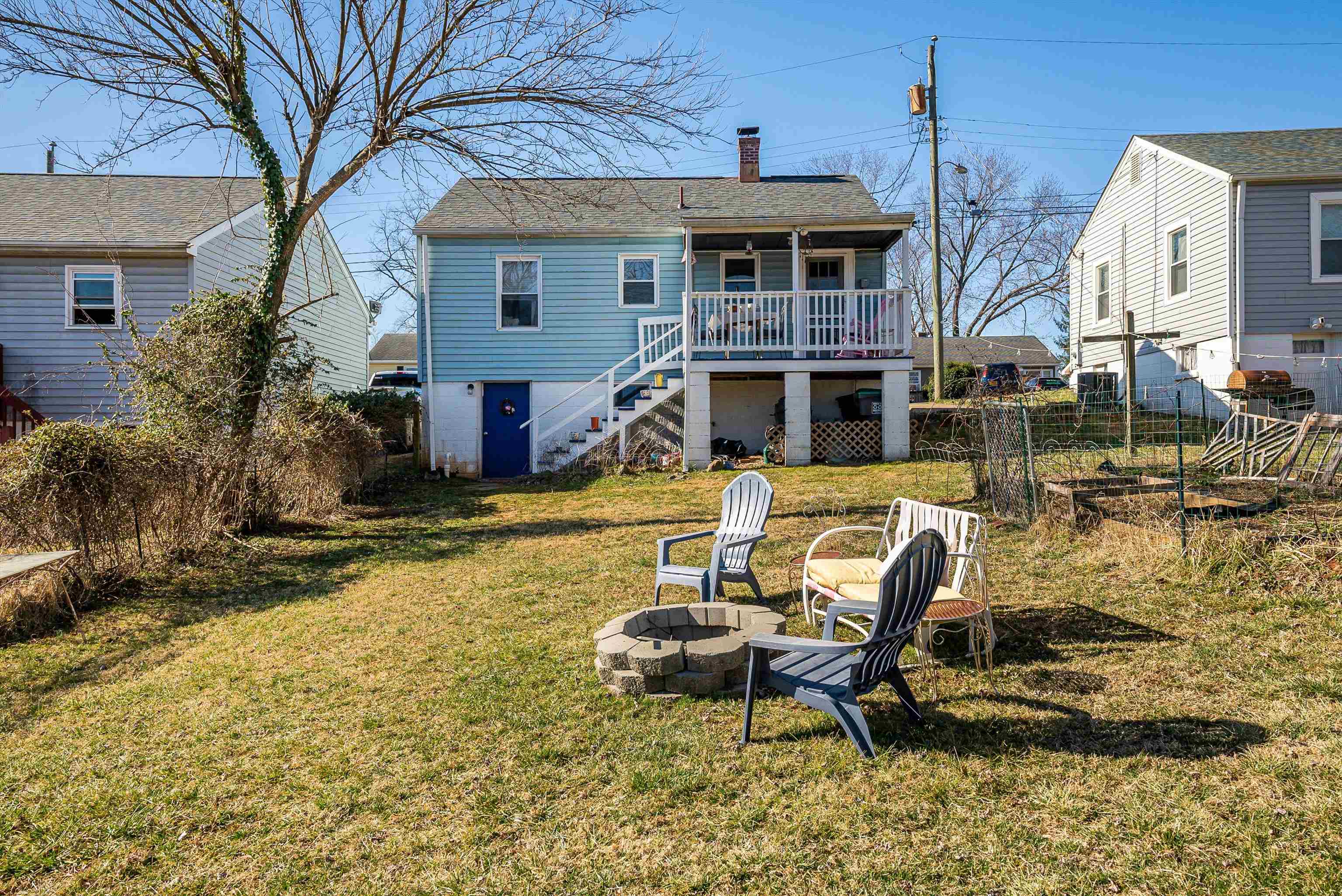 909 ROUGEMONT AVE, CHARLOTTESVILLE, Virginia 22902, 2 Bedrooms Bedrooms, ,1 BathroomBathrooms,Residential,Belmont Cottage,909 ROUGEMONT AVE,661849 MLS # 661849