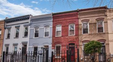 1112 3RD ST NE, WASHINGTON, District Of Columbia 20002, 2 Bedrooms Bedrooms, ,2 BathroomsBathrooms,Residential,For sale,1112 3RD ST NE,DCDC2185432 MLS # DCDC2185432