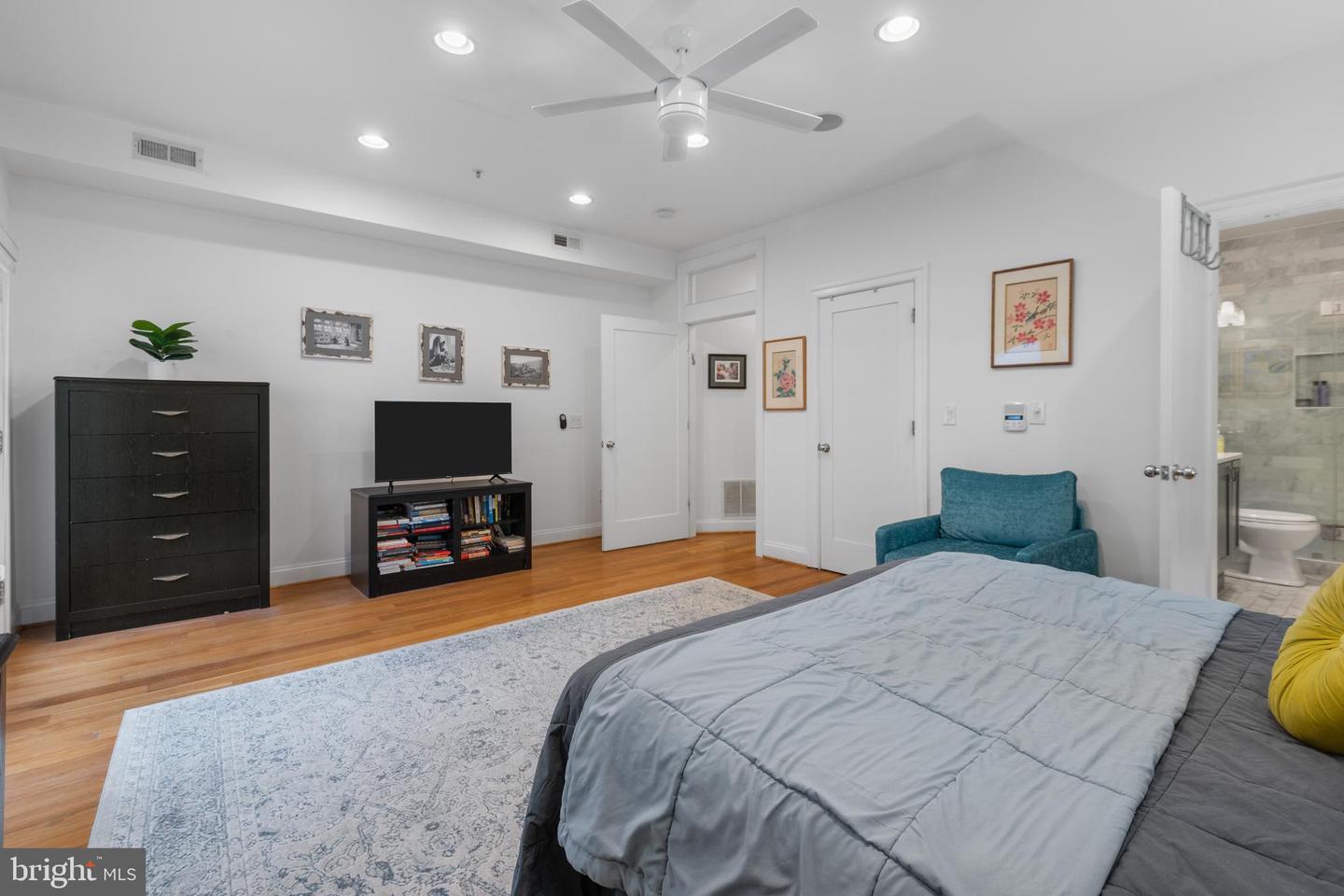 1428 SHEPHERD ST NW #1, WASHINGTON, District Of Columbia 20011, 3 Bedrooms Bedrooms, ,3 BathroomsBathrooms,Residential,For sale,1428 SHEPHERD ST NW #1,DCDC2188490 MLS # DCDC2188490