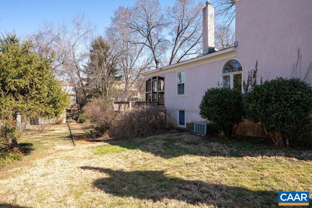 619 BELMONT AVE, CHARLOTTESVILLE, Virginia 22902, 3 Bedrooms Bedrooms, ,2 BathroomsBathrooms,Residential,For sale,619 BELMONT AVE,661574 MLS # 661574