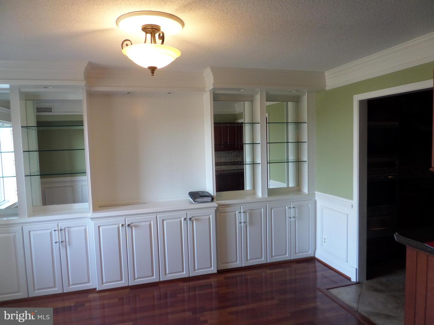 8380 GREENSBORO DR #210, MCLEAN, Virginia 22102, 2 Bedrooms Bedrooms, ,2 BathroomsBathrooms,Residential,For sale,8380 GREENSBORO DR #210,VAFX2226844 MLS # VAFX2226844