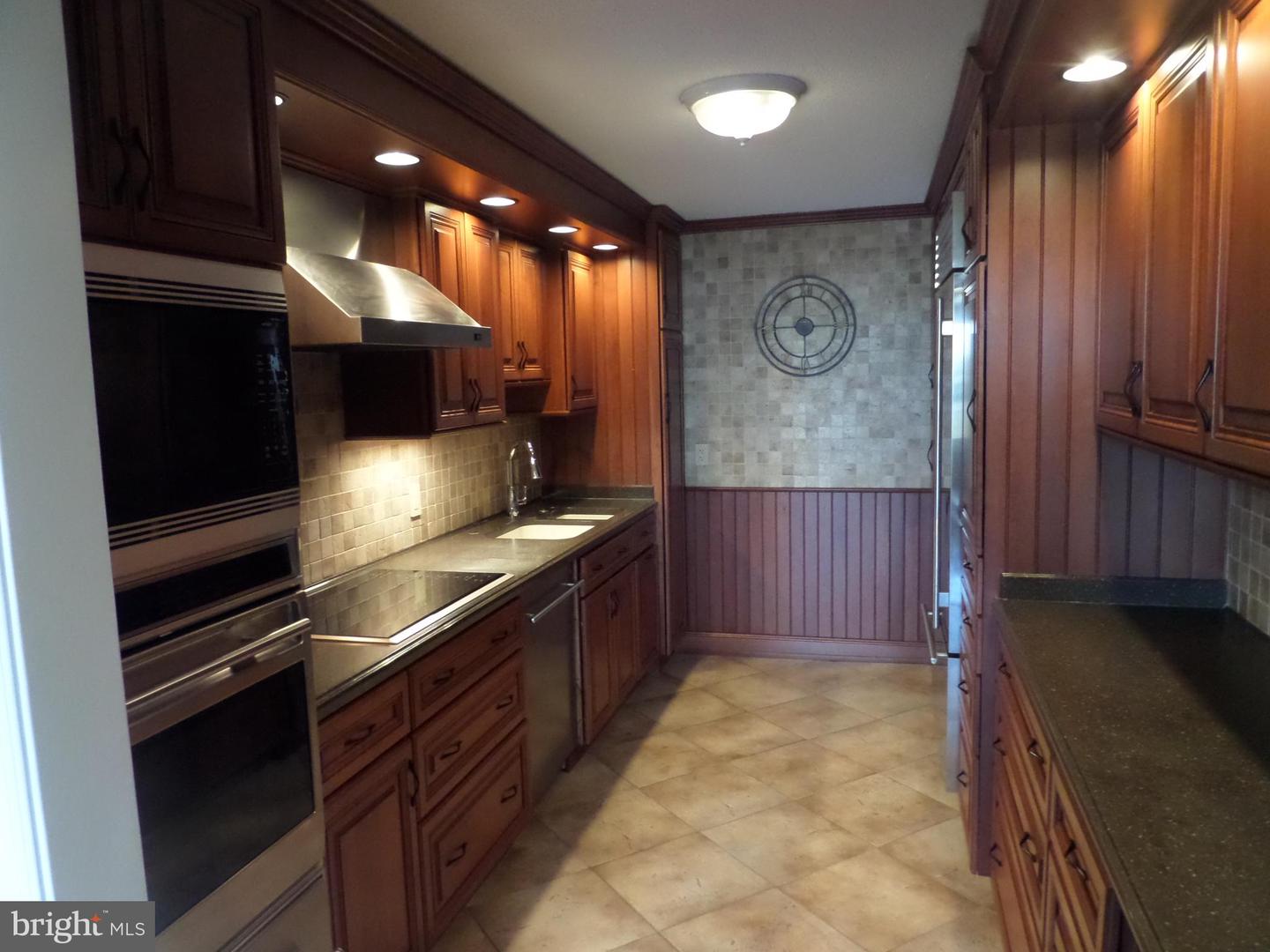 8380 GREENSBORO DR #210, MCLEAN, Virginia 22102, 2 Bedrooms Bedrooms, ,2 BathroomsBathrooms,Residential,For sale,8380 GREENSBORO DR #210,VAFX2226844 MLS # VAFX2226844
