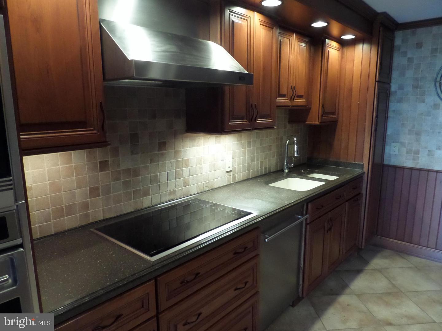 8380 GREENSBORO DR #210, MCLEAN, Virginia 22102, 2 Bedrooms Bedrooms, ,2 BathroomsBathrooms,Residential,For sale,8380 GREENSBORO DR #210,VAFX2226844 MLS # VAFX2226844