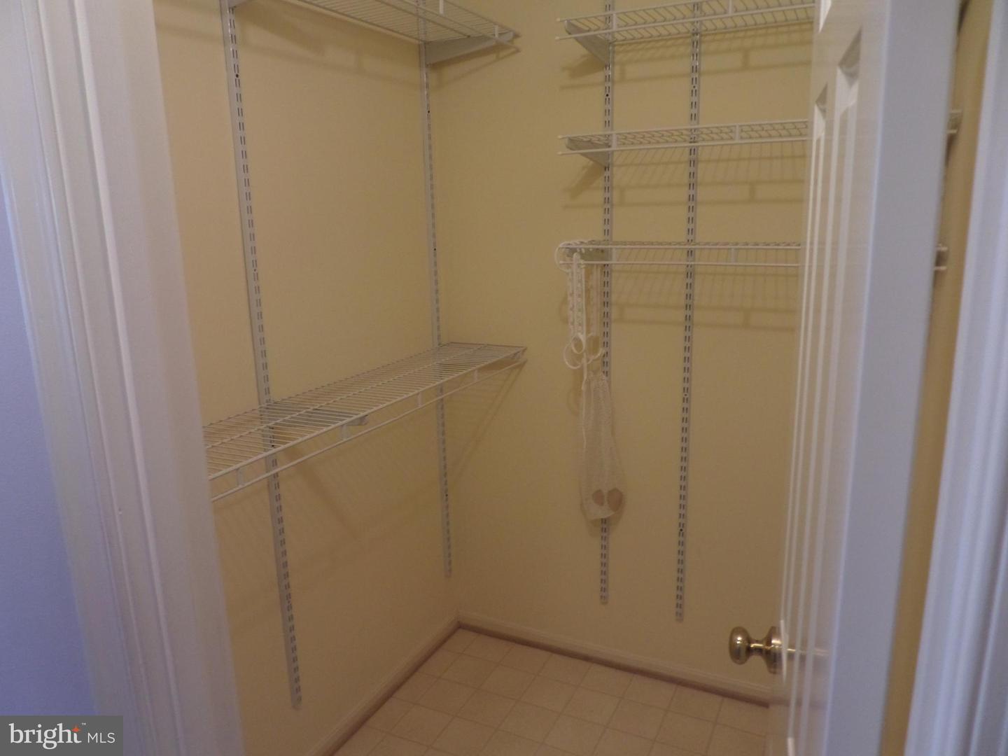8380 GREENSBORO DR #210, MCLEAN, Virginia 22102, 2 Bedrooms Bedrooms, ,2 BathroomsBathrooms,Residential,For sale,8380 GREENSBORO DR #210,VAFX2226844 MLS # VAFX2226844