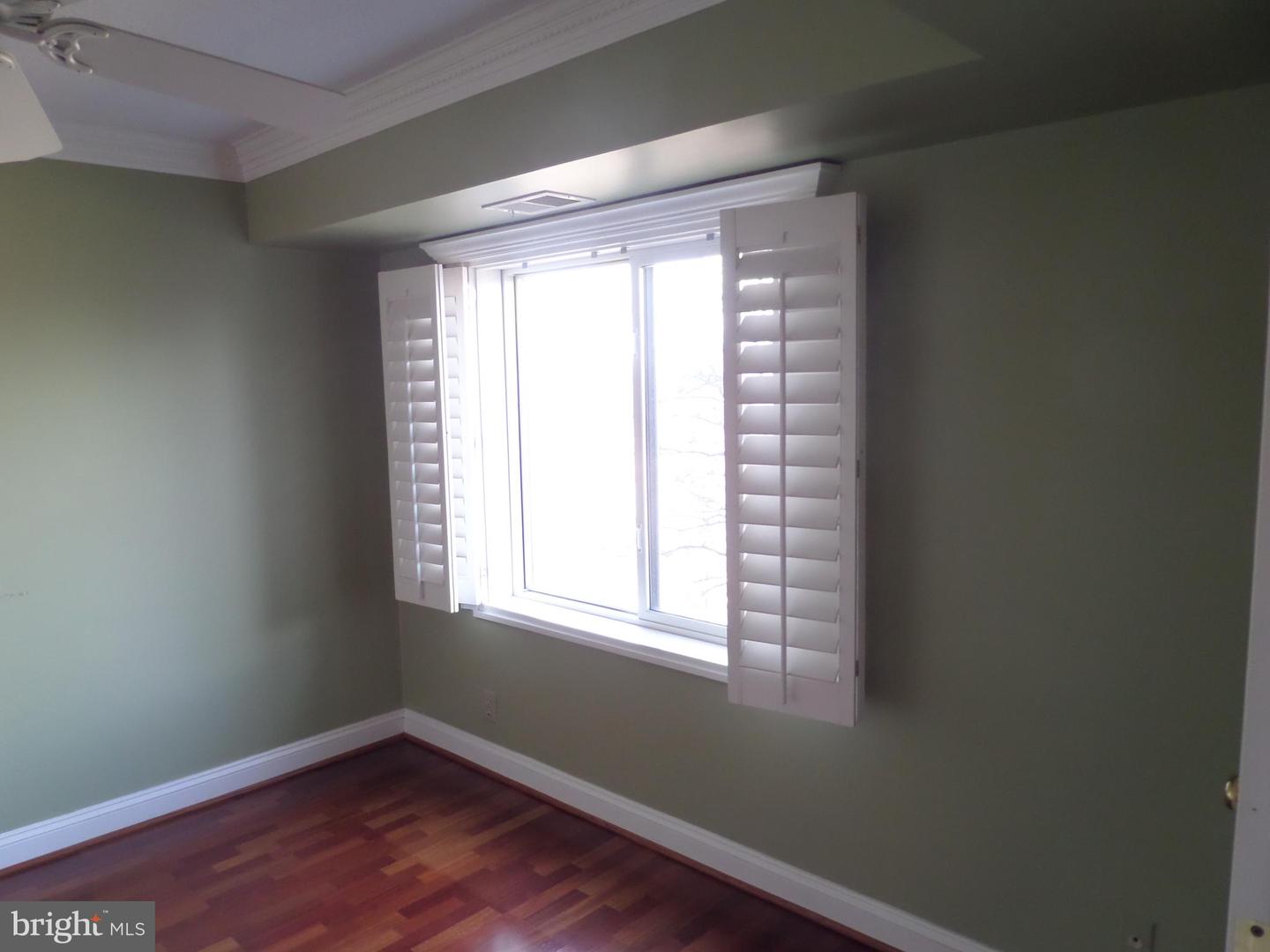 8380 GREENSBORO DR #210, MCLEAN, Virginia 22102, 2 Bedrooms Bedrooms, ,2 BathroomsBathrooms,Residential,For sale,8380 GREENSBORO DR #210,VAFX2226844 MLS # VAFX2226844