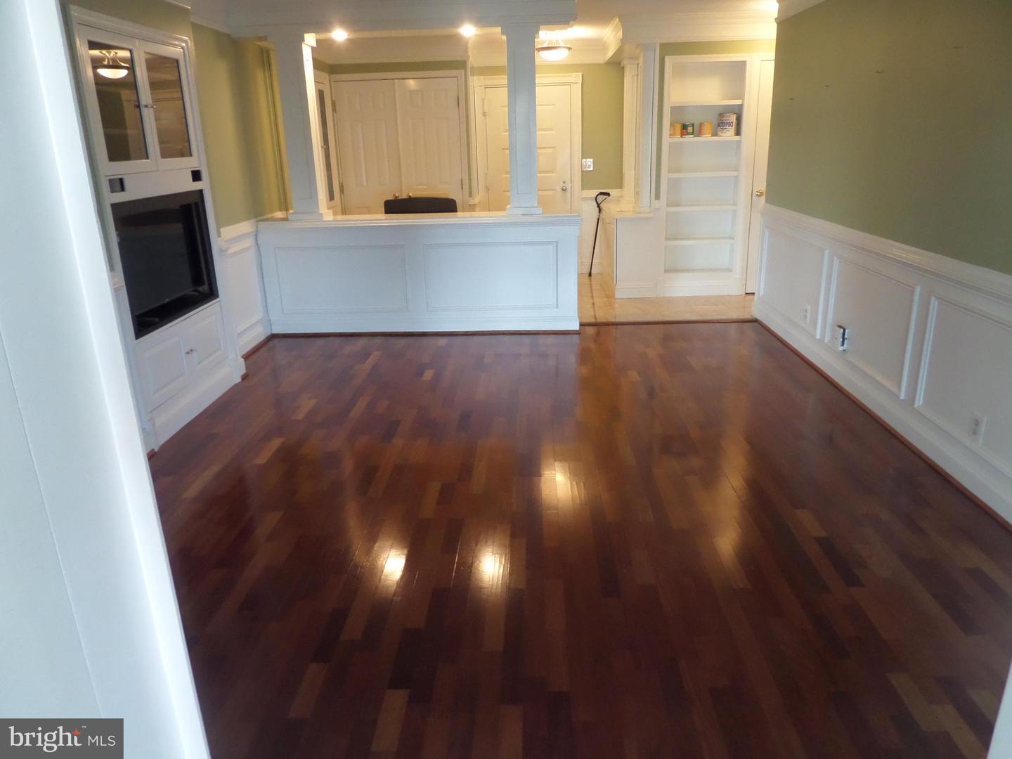 8380 GREENSBORO DR #210, MCLEAN, Virginia 22102, 2 Bedrooms Bedrooms, ,2 BathroomsBathrooms,Residential,For sale,8380 GREENSBORO DR #210,VAFX2226844 MLS # VAFX2226844