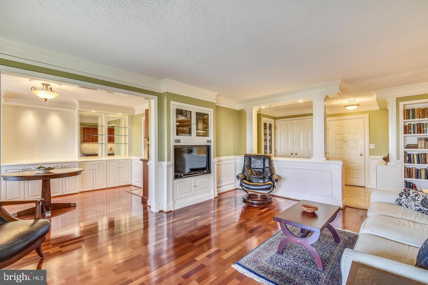 8380 GREENSBORO DR #210, MCLEAN, Virginia 22102, 2 Bedrooms Bedrooms, ,2 BathroomsBathrooms,Residential,For sale,8380 GREENSBORO DR #210,VAFX2226844 MLS # VAFX2226844