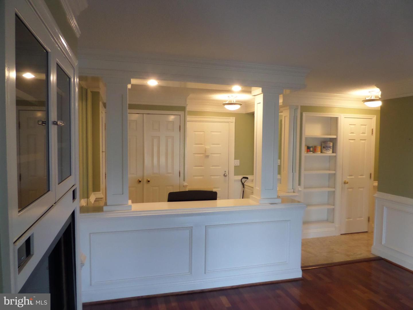 8380 GREENSBORO DR #210, MCLEAN, Virginia 22102, 2 Bedrooms Bedrooms, ,2 BathroomsBathrooms,Residential,For sale,8380 GREENSBORO DR #210,VAFX2226844 MLS # VAFX2226844