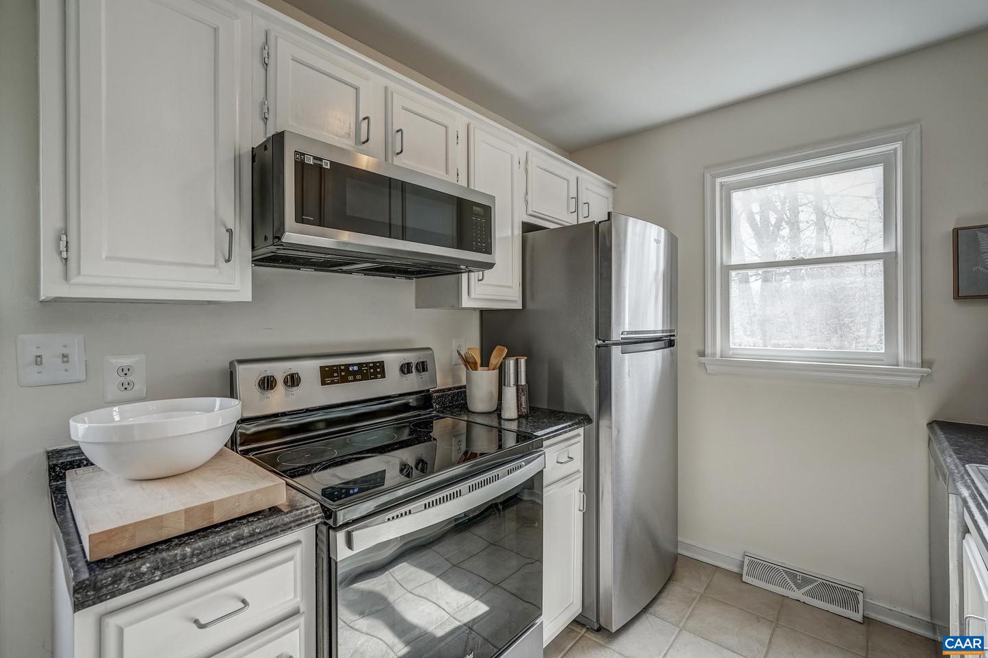 3595 JUMPERS RIDGE RD, KESWICK, Virginia 22947, 4 Bedrooms Bedrooms, ,2 BathroomsBathrooms,Residential,For sale,3595 JUMPERS RIDGE RD,661750 MLS # 661750