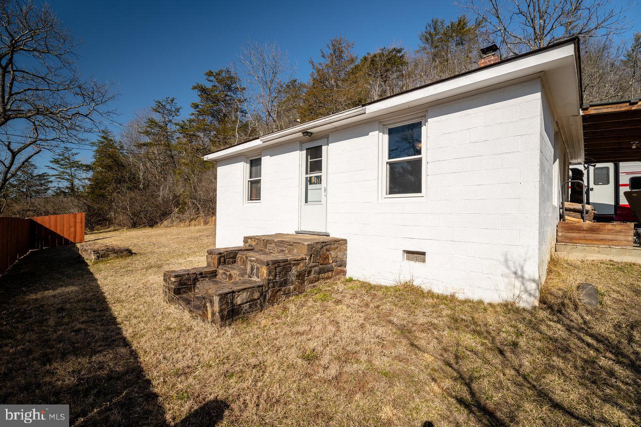 2077 DEERFIELD VALLEY RD, WEST AUGUSTA, Virginia 24485, 2 Bedrooms Bedrooms, ,Residential,For sale,2077 DEERFIELD VALLEY RD,VAAG2000476 MLS # VAAG2000476