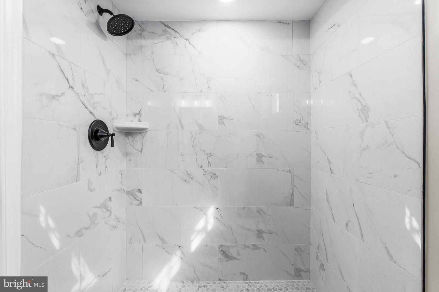 2411 SAVANNAH ST SE, WASHINGTON, District Of Columbia 20020, 3 Bedrooms Bedrooms, ,2 BathroomsBathrooms,Residential,For sale,2411 SAVANNAH ST SE,DCDC2189656 MLS # DCDC2189656