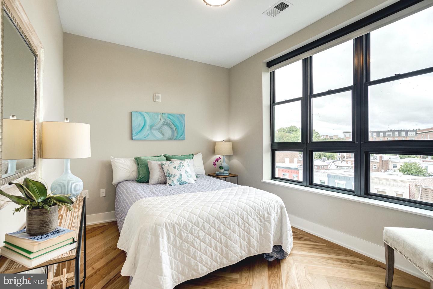 1345 K ST SE #406, WASHINGTON, District Of Columbia 20003, 2 Bedrooms Bedrooms, ,1 BathroomBathrooms,Residential,For sale,1345 K ST SE #406,DCDC2189762 MLS # DCDC2189762
