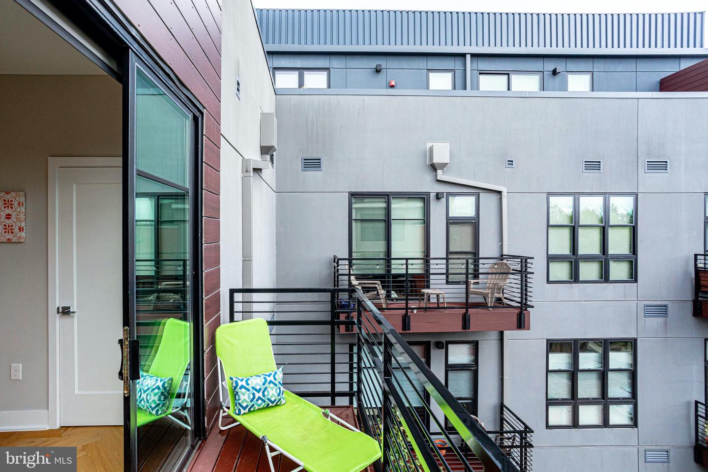 1345 K ST SE #406, WASHINGTON, District Of Columbia 20003, 2 Bedrooms Bedrooms, ,1 BathroomBathrooms,Residential,For sale,1345 K ST SE #406,DCDC2189762 MLS # DCDC2189762