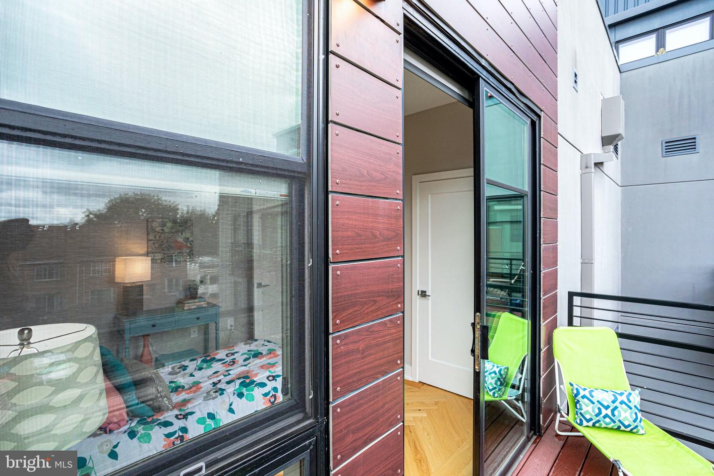 1345 K ST SE #406, WASHINGTON, District Of Columbia 20003, 2 Bedrooms Bedrooms, ,1 BathroomBathrooms,Residential,For sale,1345 K ST SE #406,DCDC2189762 MLS # DCDC2189762