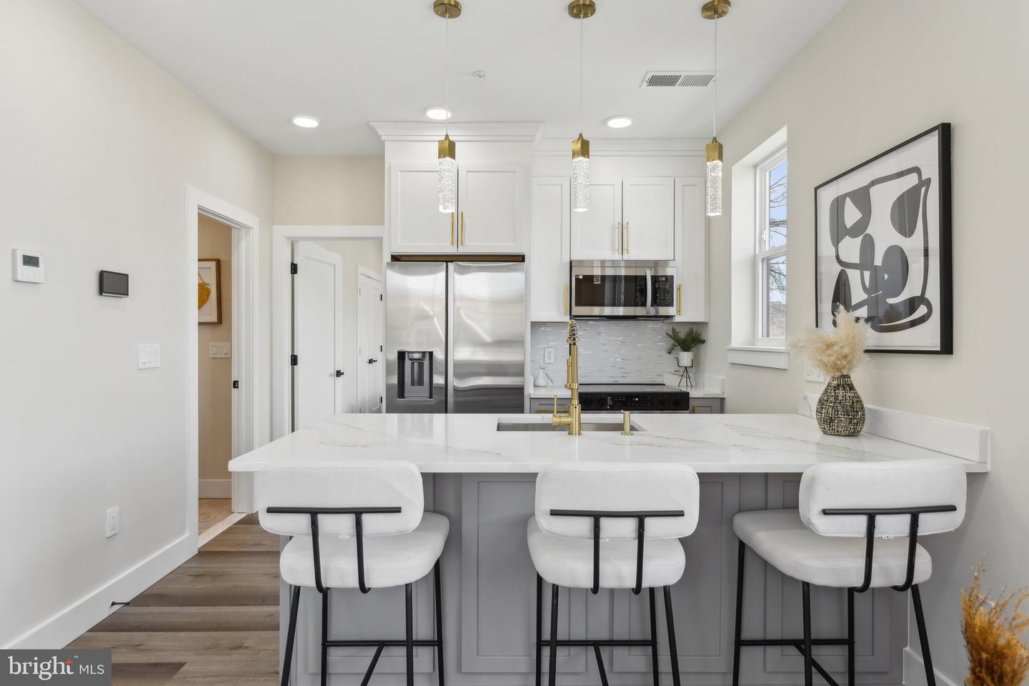 1016 RHODE ISLAND AVE NE #6, WASHINGTON, District Of Columbia 20018, 1 Bedroom Bedrooms, ,1 BathroomBathrooms,Residential,For sale,1016 RHODE ISLAND AVE NE #6,DCDC2189812 MLS # DCDC2189812
