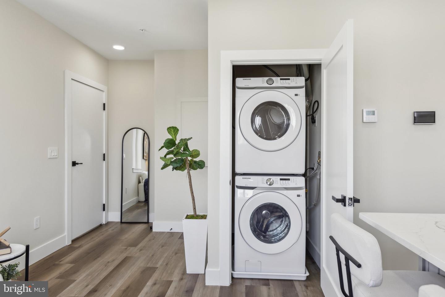 1016 RHODE ISLAND AVE NE #6, WASHINGTON, District Of Columbia 20018, 1 Bedroom Bedrooms, ,1 BathroomBathrooms,Residential,For sale,1016 RHODE ISLAND AVE NE #6,DCDC2189812 MLS # DCDC2189812