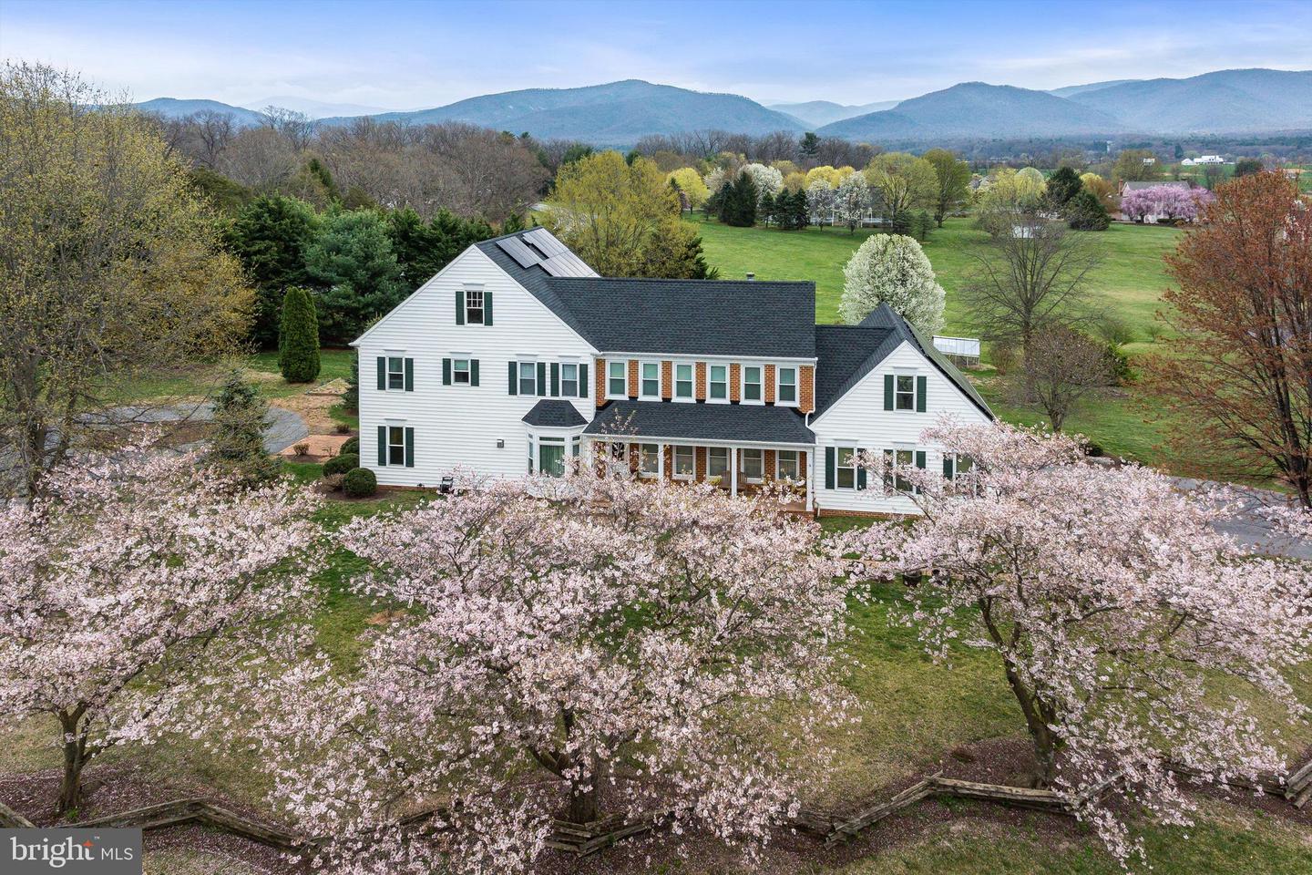 10625 GENEFIELD RD, ELKTON, Virginia 22827, 4 Bedrooms Bedrooms, ,3 BathroomsBathrooms,Residential,For sale,10625 GENEFIELD RD,VARO2002100 MLS # VARO2002100