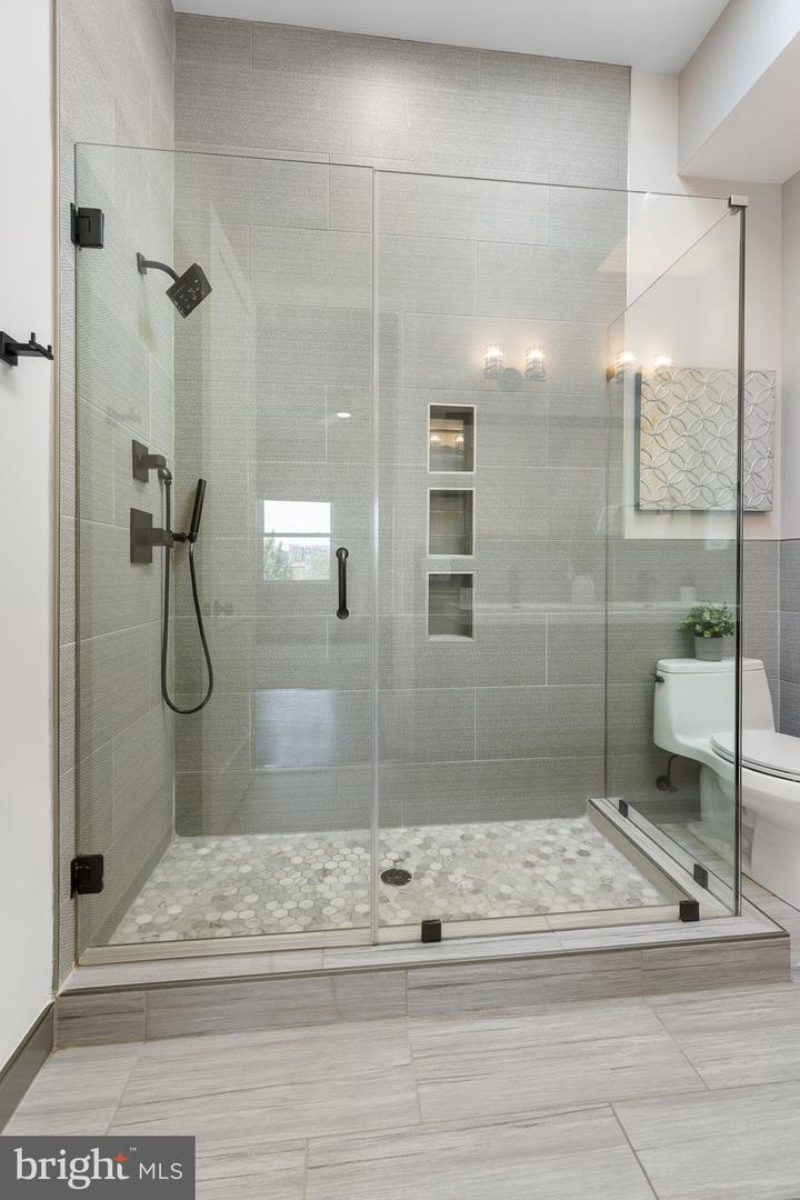 1417 STAPLES ST NE #201, WASHINGTON, District Of Columbia 20002, 2 Bedrooms Bedrooms, ,2 BathroomsBathrooms,Residential,For sale,1417 STAPLES ST NE #201,DCDC2189860 MLS # DCDC2189860