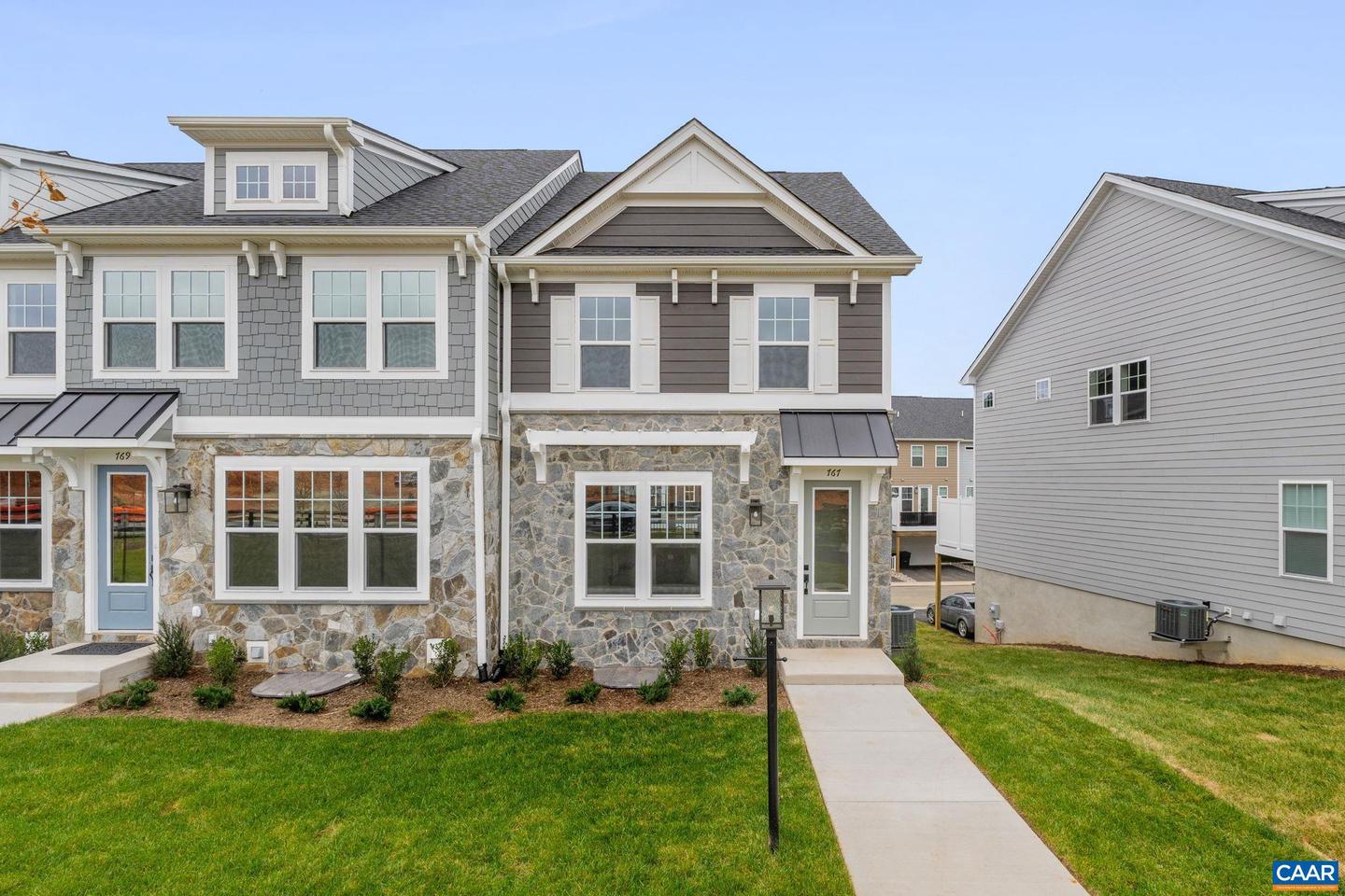 2231 WOODBURN RD, CHARLOTTESVILLE, Virginia 22901, 3 Bedrooms Bedrooms, ,2 BathroomsBathrooms,Residential,For sale,2231 WOODBURN RD,661857 MLS # 661857