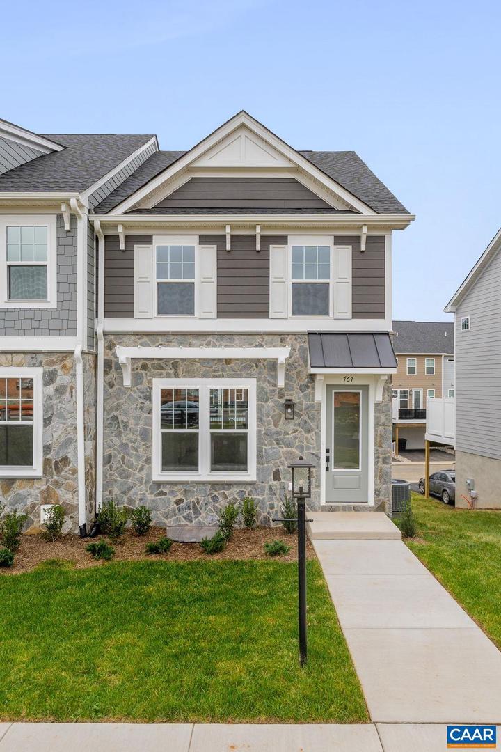 2231 WOODBURN RD, CHARLOTTESVILLE, Virginia 22901, 3 Bedrooms Bedrooms, ,2 BathroomsBathrooms,Residential,For sale,2231 WOODBURN RD,661857 MLS # 661857