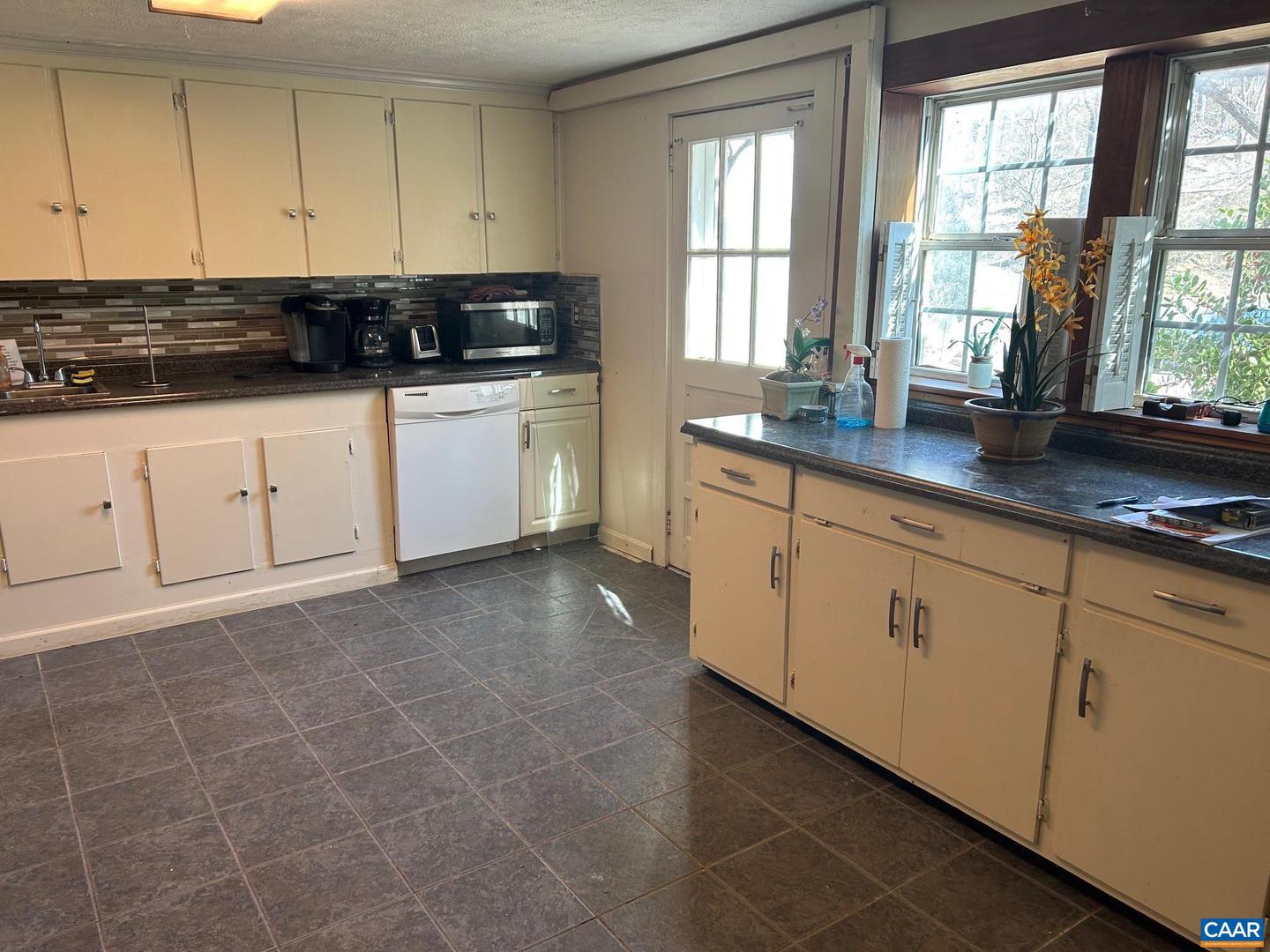 4345 SPOTSWOOD TRL, STANARDSVILLE, Virginia 22973, 3 Bedrooms Bedrooms, ,2 BathroomsBathrooms,Residential,For sale,4345 SPOTSWOOD TRL,661861 MLS # 661861