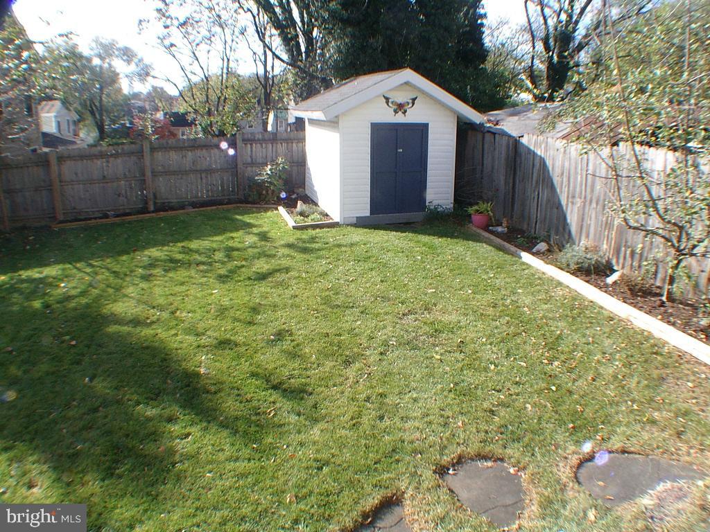 129 E MONMOUTH ST, WINCHESTER, Virginia 22601, 3 Bedrooms Bedrooms, ,1 BathroomBathrooms,Residential,For sale,129 E MONMOUTH ST,VAWI2006766 MLS # VAWI2006766