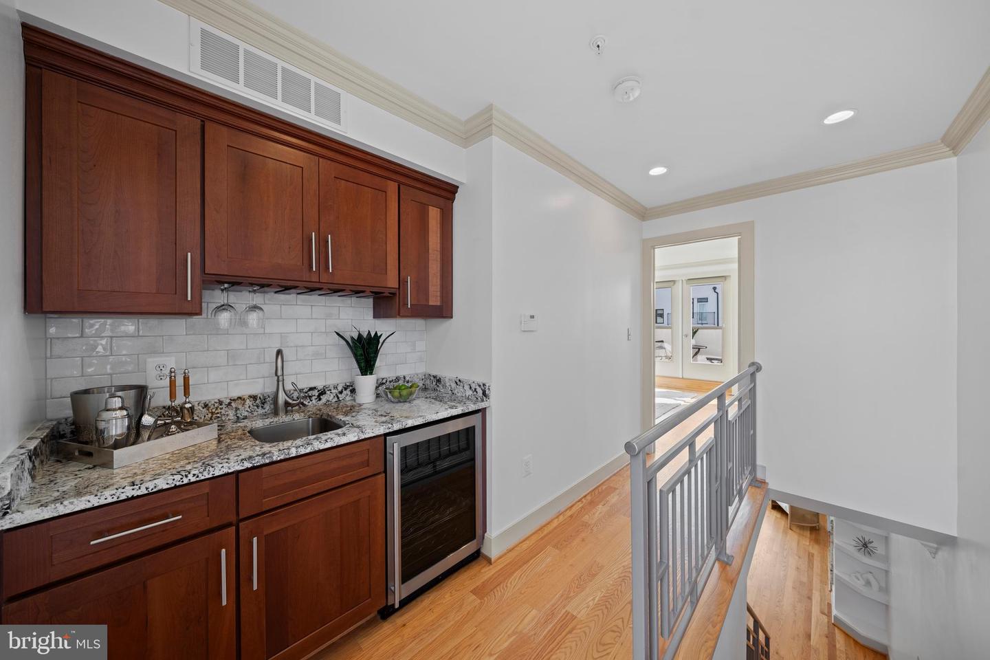 2448 ONTARIO RD NW #4, WASHINGTON, District Of Columbia 20009, 3 Bedrooms Bedrooms, ,3 BathroomsBathrooms,Residential,For sale,2448 ONTARIO RD NW #4,DCDC2175630 MLS # DCDC2175630