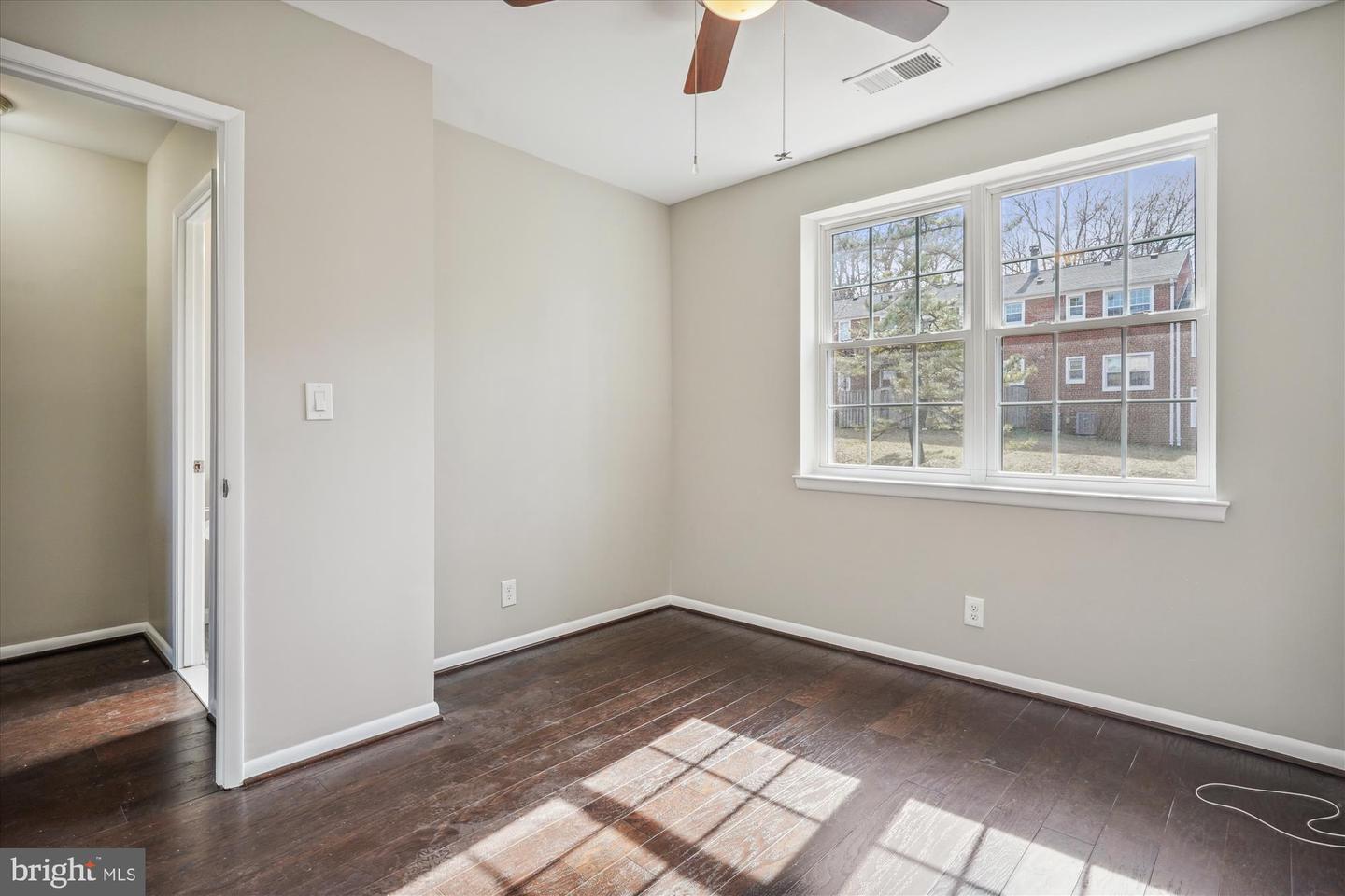 4613-C 28TH RD S #C, ARLINGTON, Virginia 22206, 2 Bedrooms Bedrooms, ,1 BathroomBathrooms,Residential,For sale,4613-C 28TH RD S #C,VAAR2053046 MLS # VAAR2053046