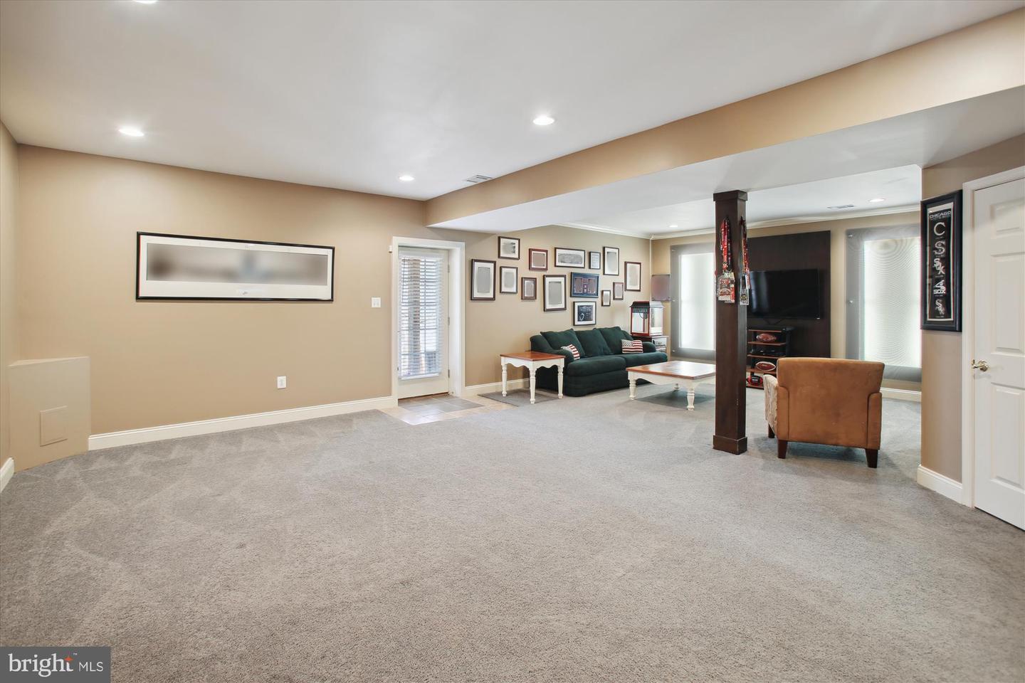 20393 DUNKIRK SQ, STERLING, Virginia 20165, 3 Bedrooms Bedrooms, ,3 BathroomsBathrooms,Residential,For sale,20393 DUNKIRK SQ,VALO2088064 MLS # VALO2088064
