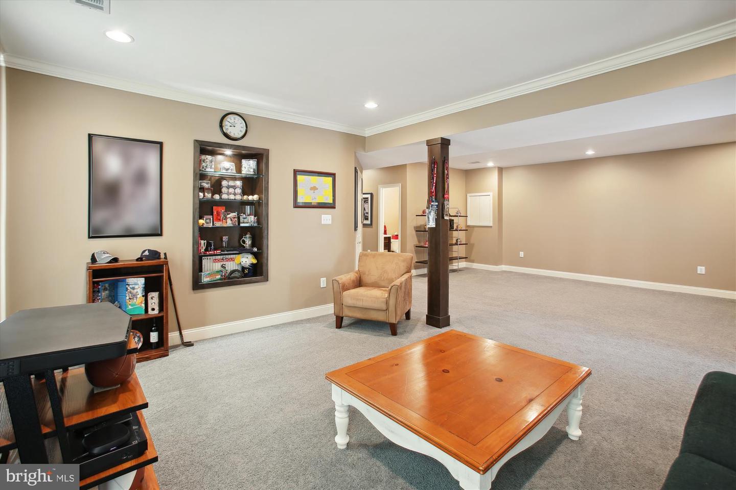 20393 DUNKIRK SQ, STERLING, Virginia 20165, 3 Bedrooms Bedrooms, ,3 BathroomsBathrooms,Residential,For sale,20393 DUNKIRK SQ,VALO2088064 MLS # VALO2088064