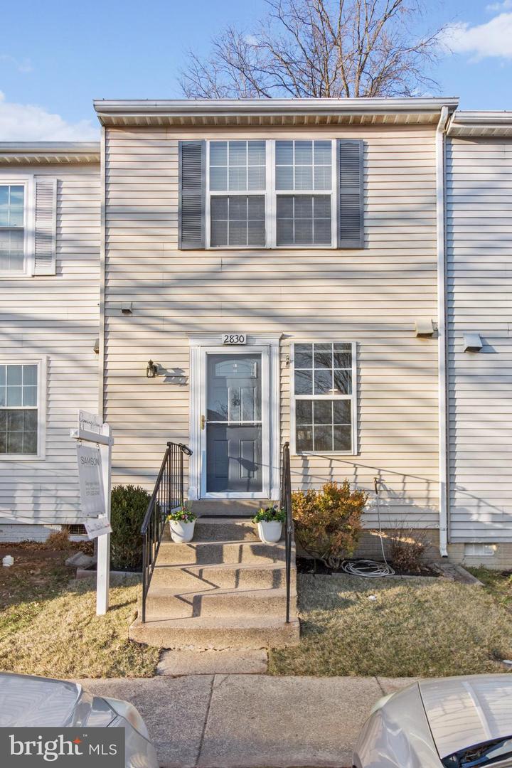 2830 LESTER LEE CT, FALLS CHURCH, Virginia 22042, 2 Bedrooms Bedrooms, ,1 BathroomBathrooms,Residential,For sale,2830 LESTER LEE CT,VAFX2221880 MLS # VAFX2221880