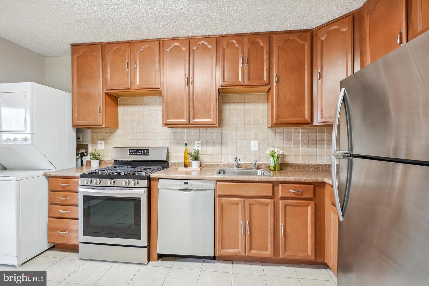 3701 S GEORGE MASON DR #2516N, FALLS CHURCH, Virginia 22041, 1 Bedroom Bedrooms, ,1 BathroomBathrooms,Residential,For sale,3701 S GEORGE MASON DR #2516N,VAFX2223350 MLS # VAFX2223350