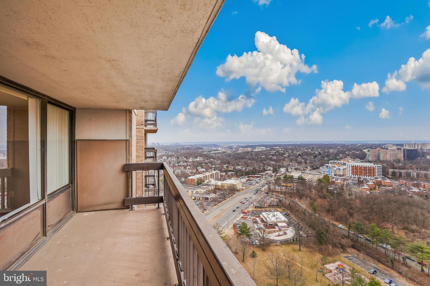 3701 S GEORGE MASON DR #2516N, FALLS CHURCH, Virginia 22041, 1 Bedroom Bedrooms, ,1 BathroomBathrooms,Residential,For sale,3701 S GEORGE MASON DR #2516N,VAFX2223350 MLS # VAFX2223350