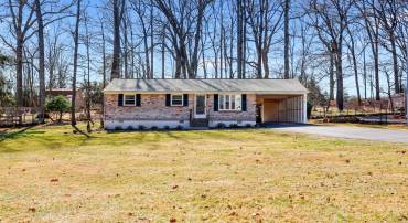 5021 DOGWOOD DR, WARRENTON, Virginia 20187, 3 Bedrooms Bedrooms, ,1 BathroomBathrooms,Residential,For sale,5021 DOGWOOD DR,VAFQ2015558 MLS # VAFQ2015558