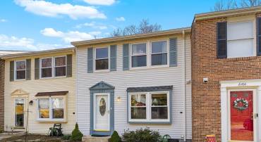 8162 WILLOWDALE CT, SPRINGFIELD, Virginia 22153, 3 Bedrooms Bedrooms, ,2 BathroomsBathrooms,Residential,For sale,8162 WILLOWDALE CT,VAFX2223958 MLS # VAFX2223958