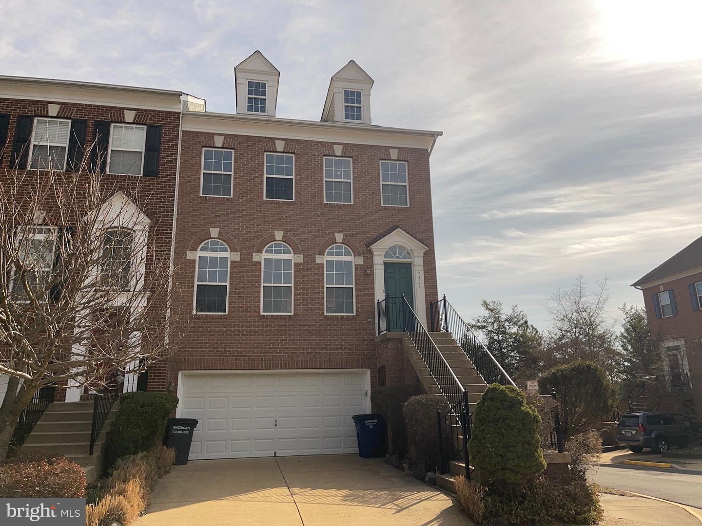 7323 OLDHAM LEEDS WAY, SPRINGFIELD, Virginia 22150, 3 Bedrooms Bedrooms, ,3 BathroomsBathrooms,Residential,For sale,7323 OLDHAM LEEDS WAY,VAFX2224280 MLS # VAFX2224280