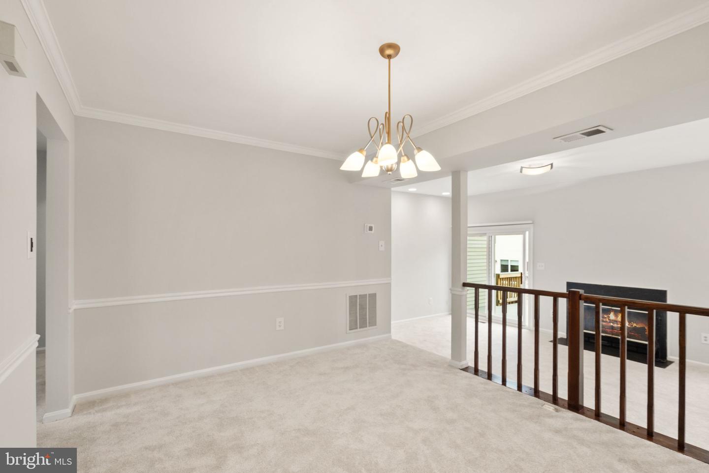 6548 TARTAN VISTA DR, ALEXANDRIA, Virginia 22312, 2 Bedrooms Bedrooms, ,3 BathroomsBathrooms,Residential,For sale,6548 TARTAN VISTA DR,VAFX2224286 MLS # VAFX2224286