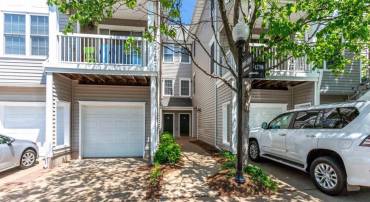 12804 FAIR BRIAR LN, FAIRFAX, Virginia 22033, 1 Bedroom Bedrooms, ,1 BathroomBathrooms,Residential,For sale,12804 FAIR BRIAR LN,VAFX2224372 MLS # VAFX2224372