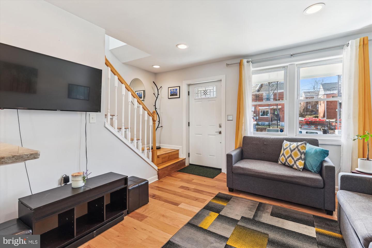 5520 BASS PL SE, WASHINGTON, District Of Columbia 20019, 2 Bedrooms Bedrooms, ,2 BathroomsBathrooms,Residential,For sale,5520 BASS PL SE,DCDC2187588 MLS # DCDC2187588